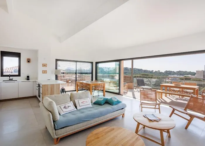 Vue Epoustouflante Village A Pied